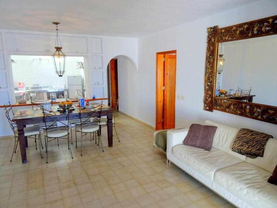 Casa Descanso Con Jacuzzi En Playa Quemada Eksteriør bilde